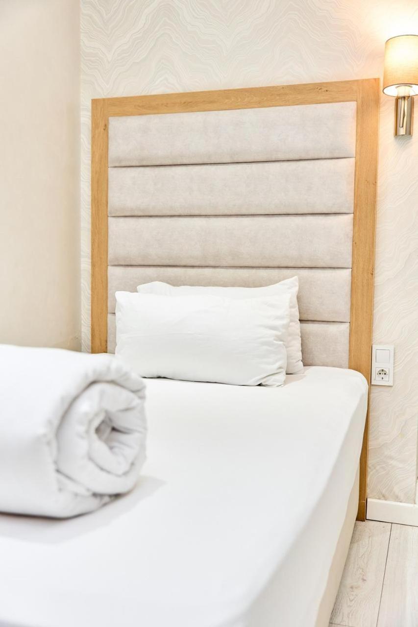 Edem Hotel Turkistan Chambre photo